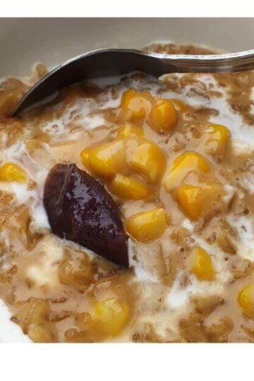 bowl of ginataang mais